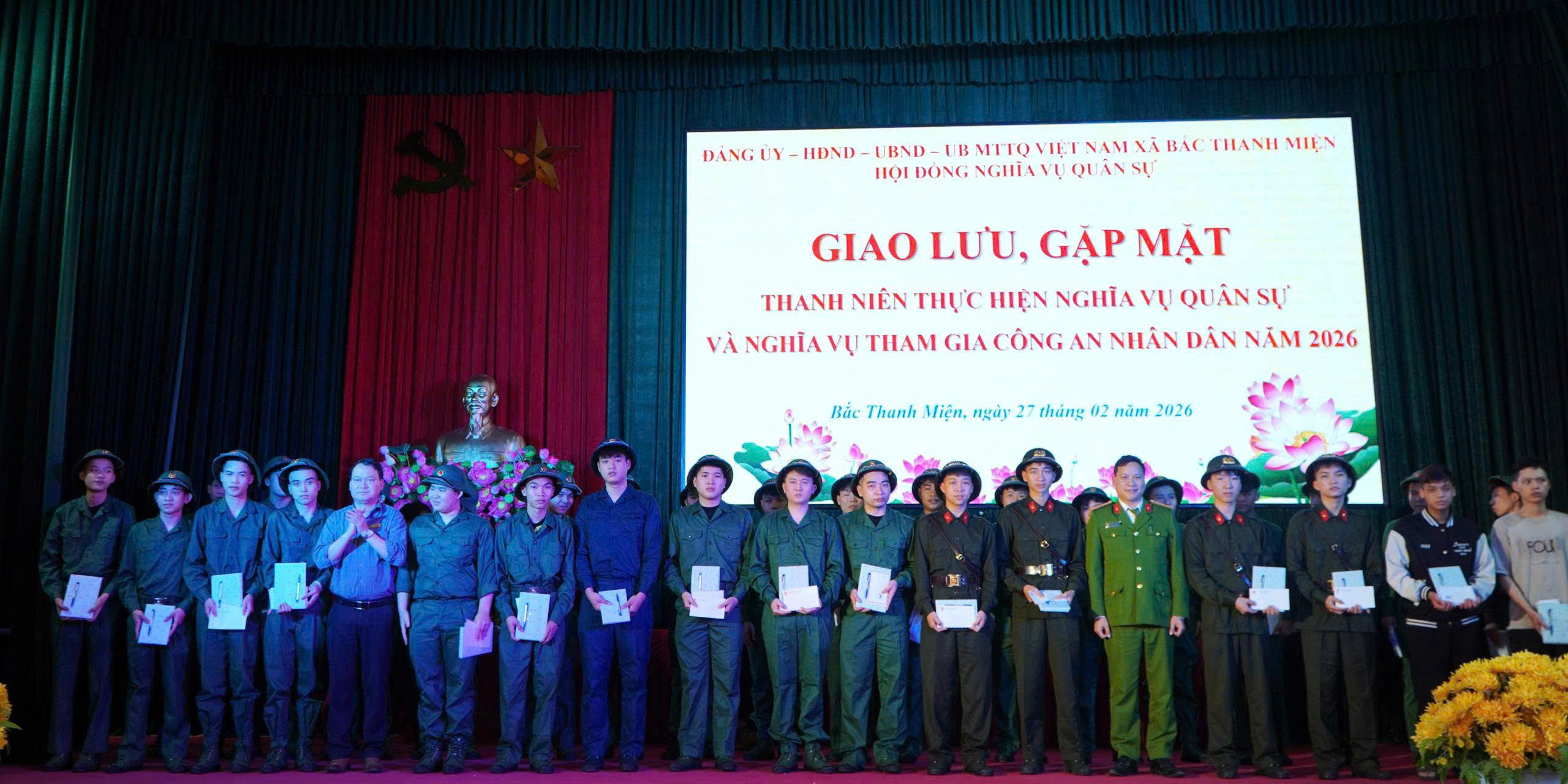 Xã Bắc Thanh Miện gặp mặt, động viên thanh niên lên đường thực hiện nghĩa vụ quân sự và nghĩa vụ Công an nhân dân